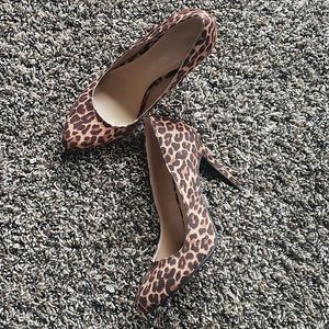 Ladies shoes